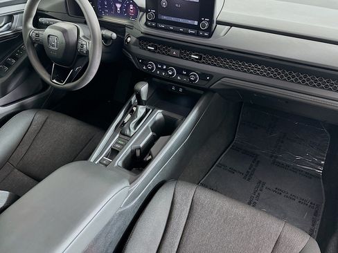 Used 2025 Honda Accord SE image 6