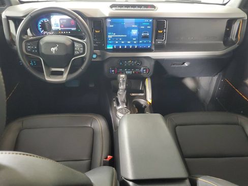 Used 2023 Ford Bronco Badlands AWD/4WD image 11