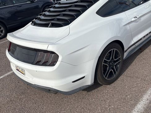 Used 2019 Ford Mustang Premium image 10