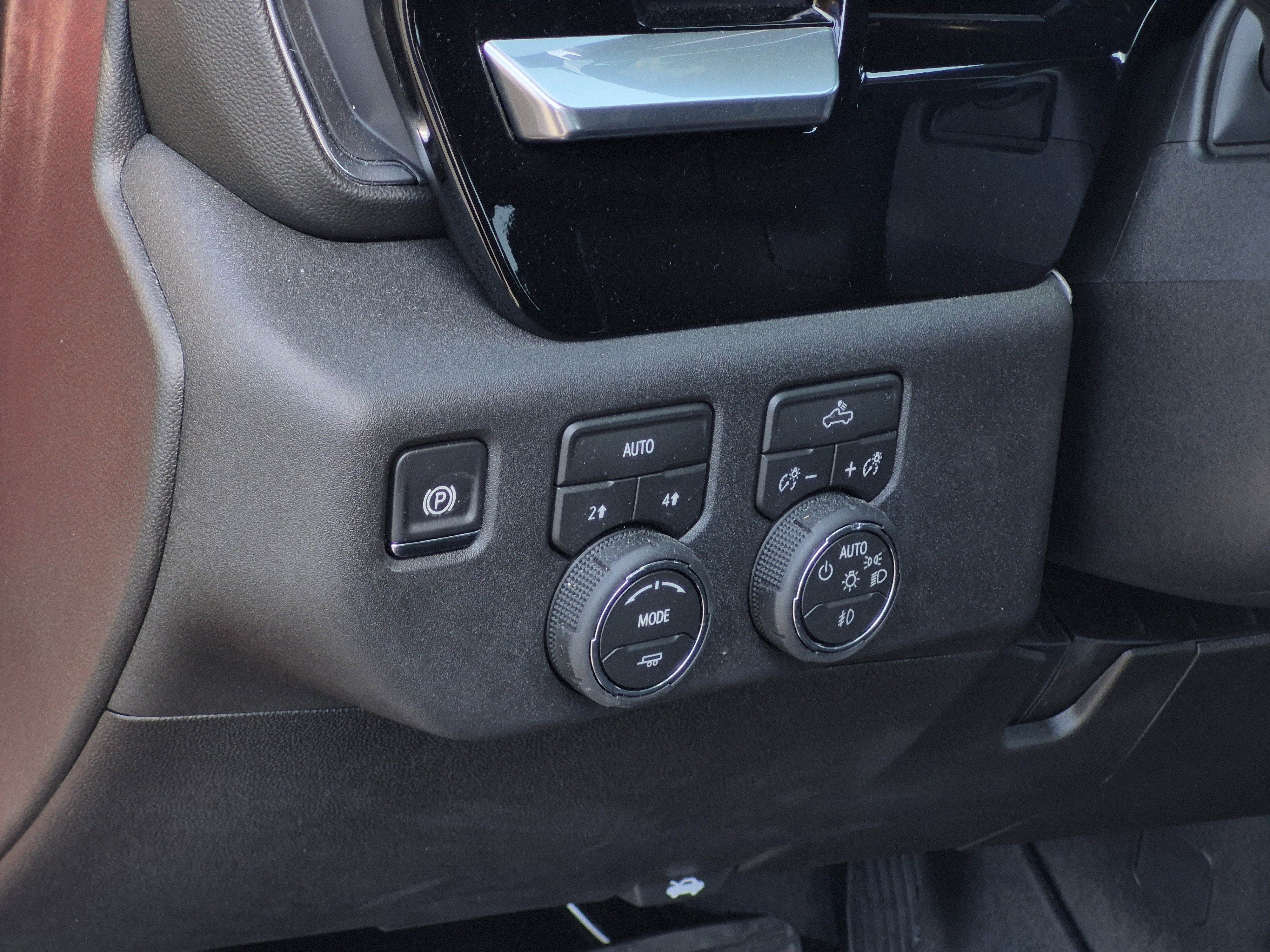 Used 2026 Chevrolet Silverado 1500 RST w/ RST Select Package AWD/4WD image 19