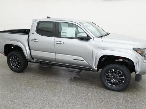 New 2025 Toyota Tacoma SR5 image 39