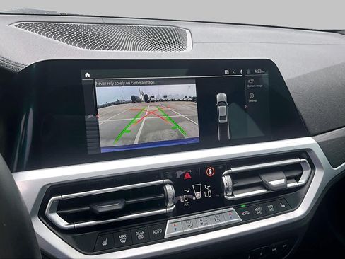 Used 2020 BMW 330i Sedan w/ M Sport Package RWD image 23