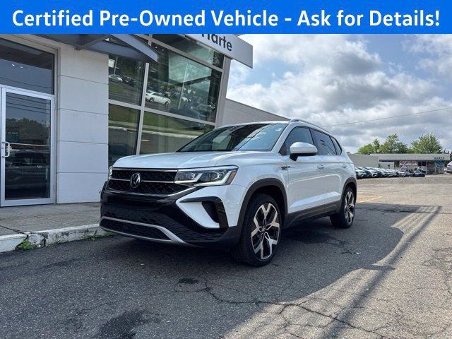 Certified 2023 Volkswagen Taos SEL AWD/4WD image 2