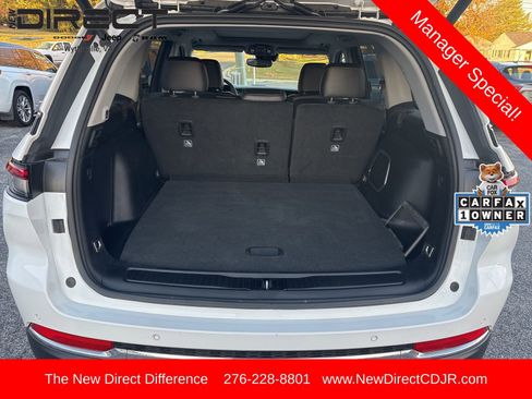 Used 2023 Jeep Grand Cherokee 4WD 4xe image 12