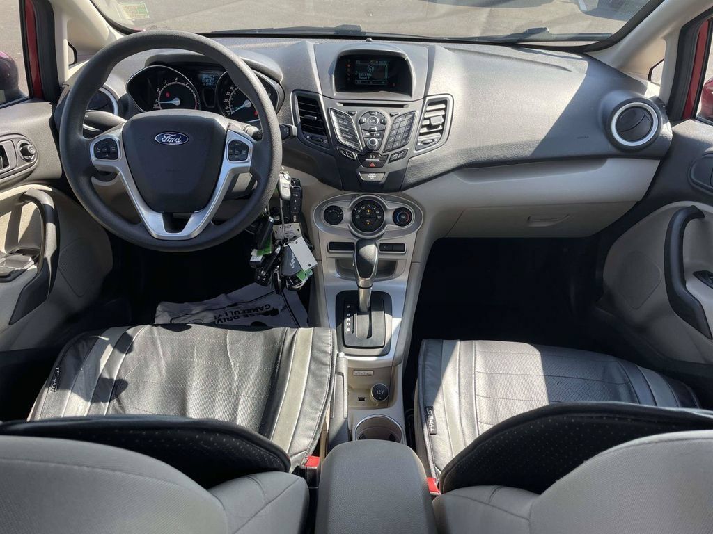 Used 2017 Ford Fiesta SE FWD image 11