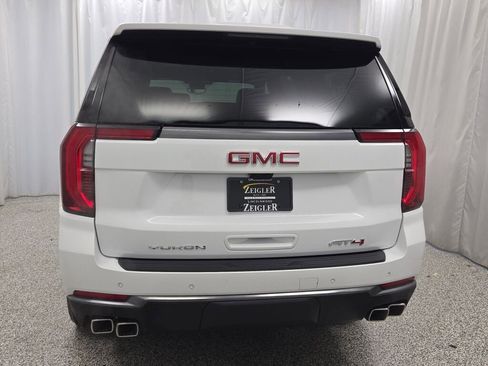 New 2026 GMC Yukon XL AT4 w/ AT4 Premium Package image 17