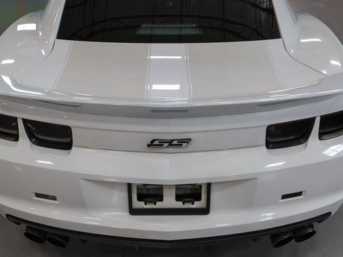 Used 2010 Chevrolet Camaro SS w/ RS Package image 22