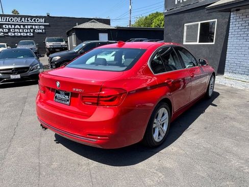 Used 2017 BMW 330i Sedan RWD image 28