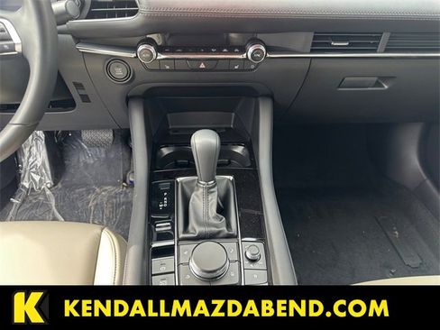 New 2025 MAZDA MAZDA3 s image 11