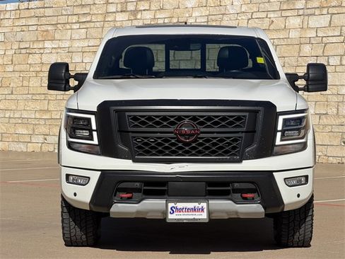 Used 2023 Nissan Titan PRO-4X w/ Pro-4x Convenience Package image 2
