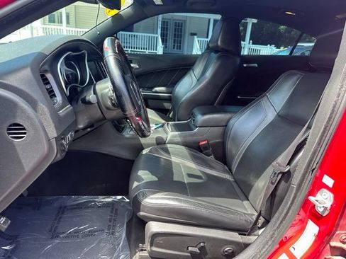 Used 2015 Dodge Charger R/T w/ Plus Group RWD image 13