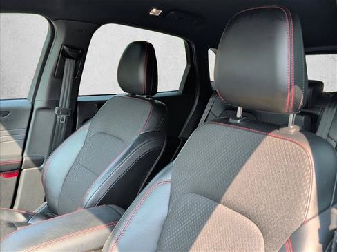 Used 2025 Ford Escape ST-Line FWD image 12