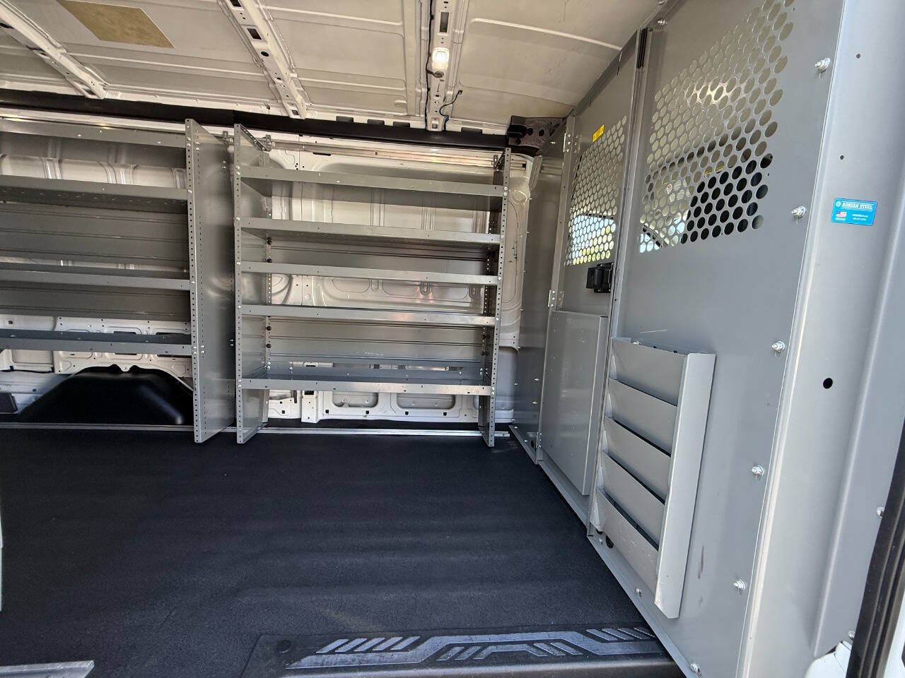 Used 2023 Ford Transit 250 Medium Roof RWD image 33
