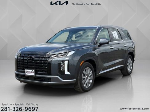 Used 2025 Hyundai Palisade SEL image 1