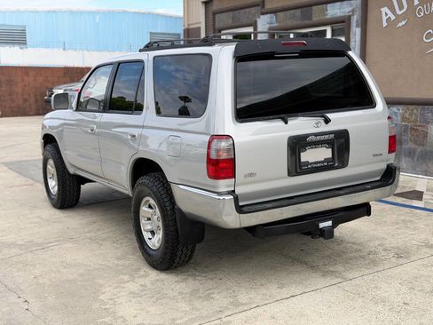 Used 1998 Toyota 4Runner SR5 RWD image 8
