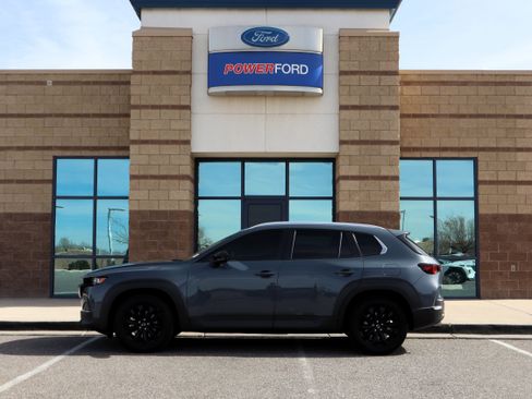 Used 2024 MAZDA CX-50 AWD 2.5 S w/ Preferred Package image 9