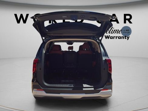 New 2026 Kia Carnival EX FWD image 18