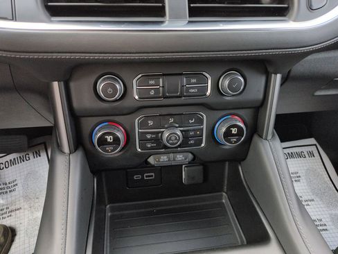 Used 2024 Chevrolet Tahoe LS AWD/4WD image 18