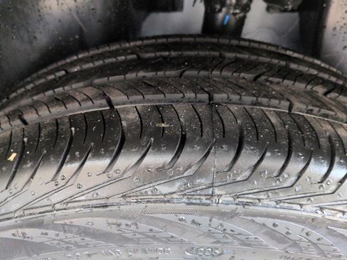 New 2026 Jeep Compass Latitude image 22