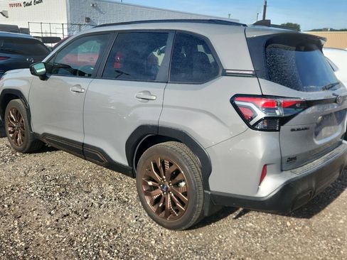 Used 2025 Subaru Forester Sport AWD/4WD image 6