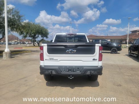 Used 2024 Chevrolet Silverado 1500 ZR2 w/ ZR2 Bison Edition image 6