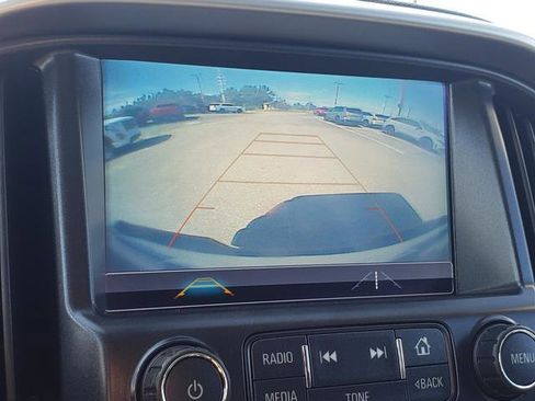 Used 2018 Chevrolet Colorado LT w/ LT Convenience Package image 22