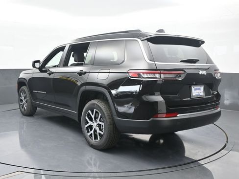 Used 2025 Jeep Grand Cherokee L Limited image 4