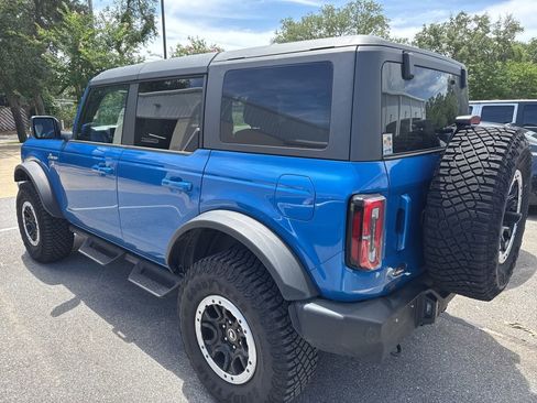 Used 2024 Ford Bronco Outer Banks w/ Sasquatch Package AWD/4WD image 8