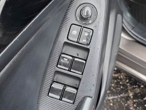 Used 2016 MAZDA MAZDA3 i Grand Touring image 17