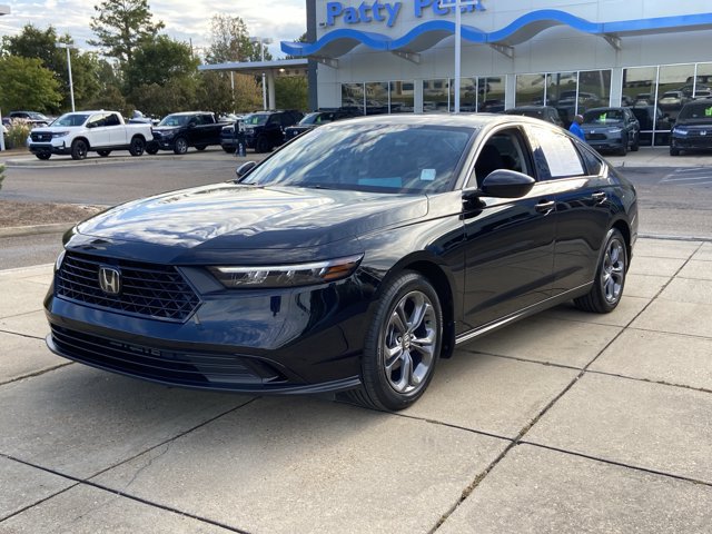 Used 2024 Honda Accord EX image 4