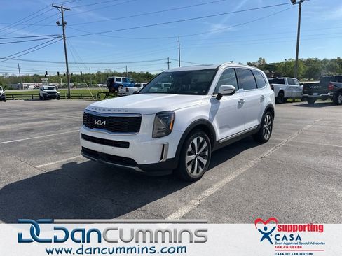 Used 2022 Kia Telluride S AWD/4WD image 1