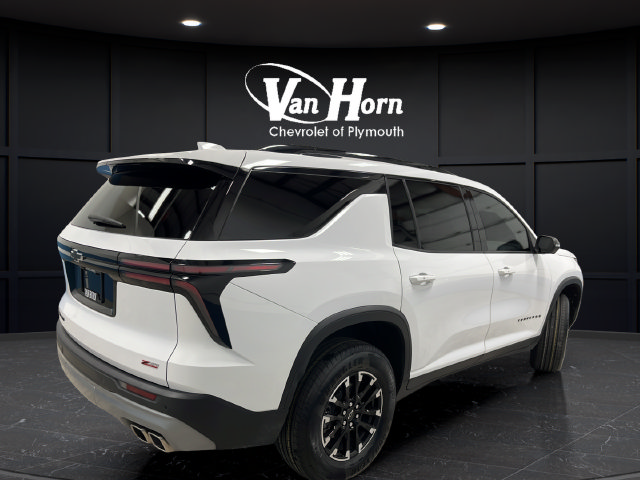 Used 2024 Chevrolet Traverse Z71 AWD/4WD image 7