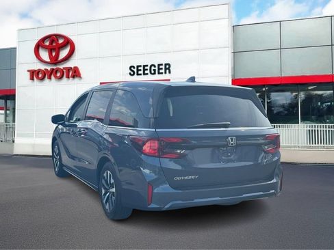 Used 2025 Honda Odyssey EX-L image 7