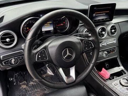 Used 2017 Mercedes-Benz C 300 Sedan image 11