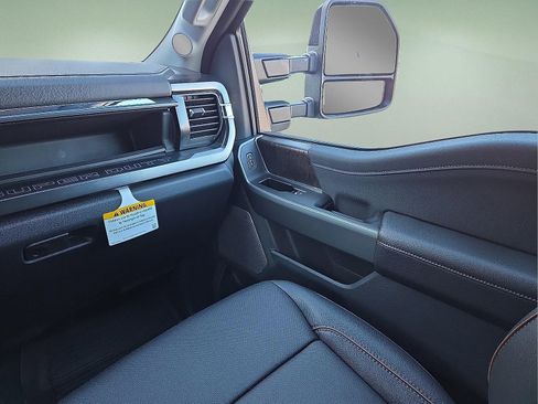 New 2026 Ford F250 Lariat w/ FX4 Off-Road Package image 11