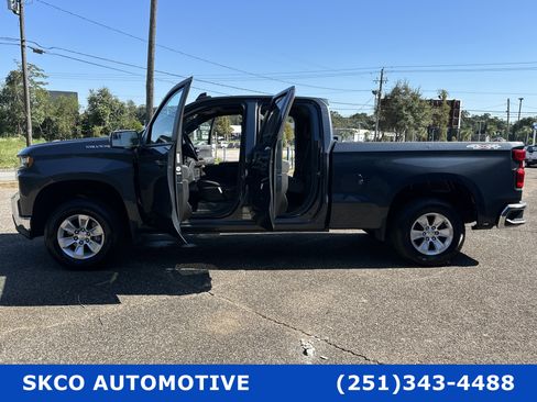 Used 2020 Chevrolet Silverado 1500 LT w/ Trailering Package image 31