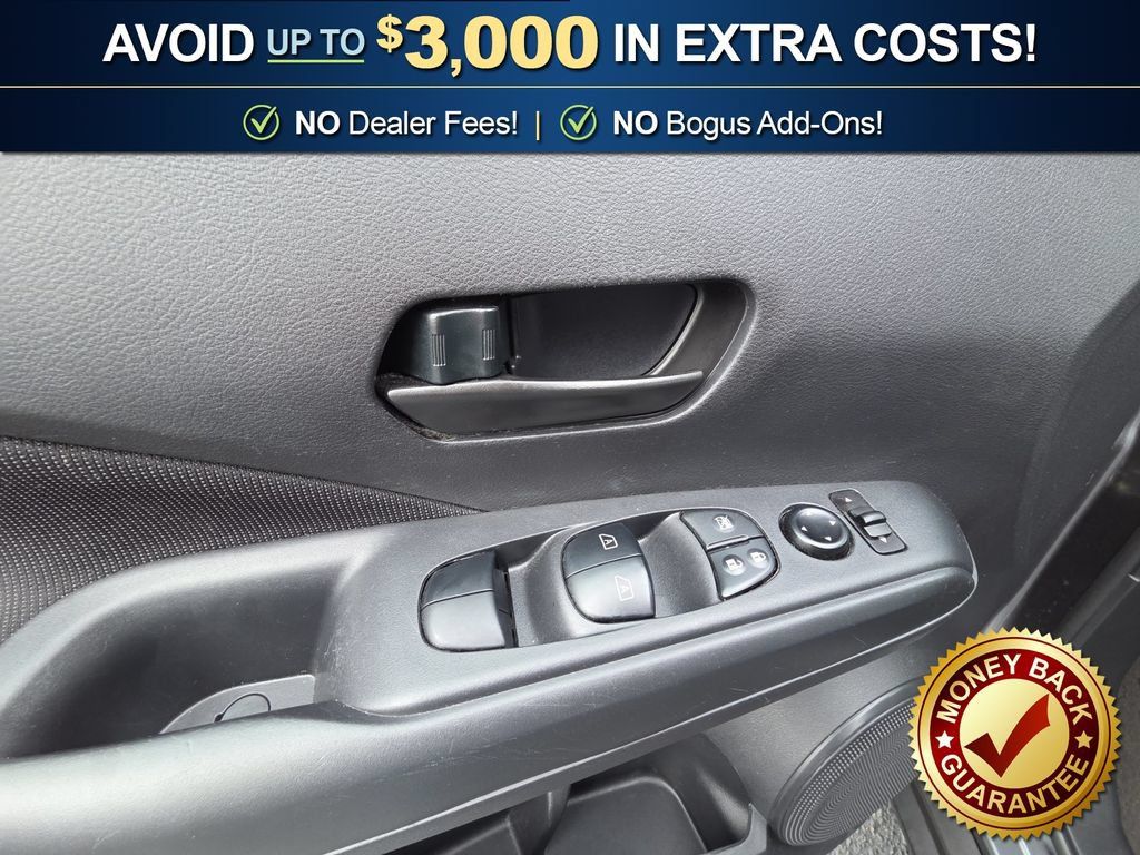 Used 2025 Nissan Kicks Play S FWD image 16