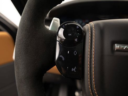 Used 2020 Land Rover Range Rover Sport SVR image 39