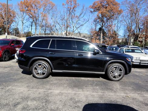 New 2025 Mercedes-Benz GLS 450 GLS 450 image 2