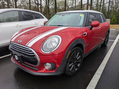 Used 2018 MINI Cooper Clubman image 3