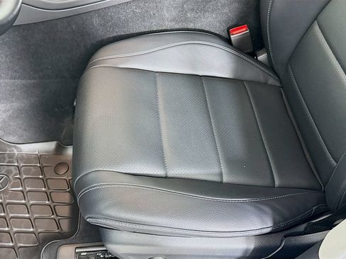 Used 2022 Mercedes-Benz GLS 450 4MATIC image 21