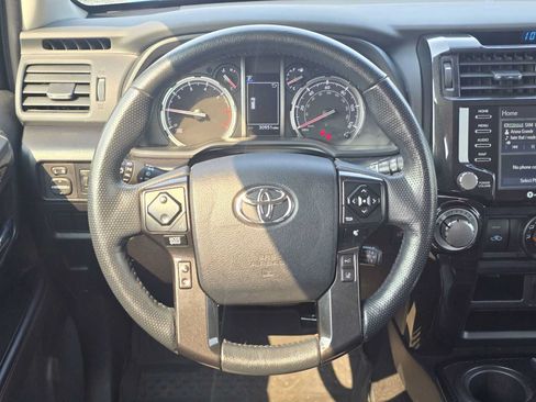Used 2023 Toyota 4Runner TRD Off-Road Premium w/ Moonroof Package AWD/4WD image 19