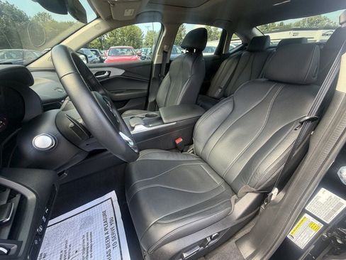 Used 2025 Acura TLX w/ Technology Package FWD image 16