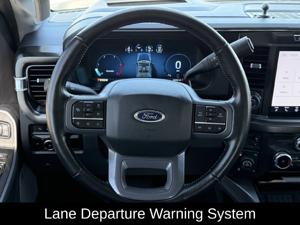 Used 2023 Ford F250 Lariat w/ Lariat Ultimate Package AWD/4WD image 14