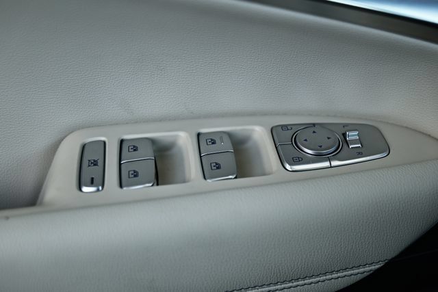 Certified 2026 Genesis G70 2.5T AWD/4WD image 16