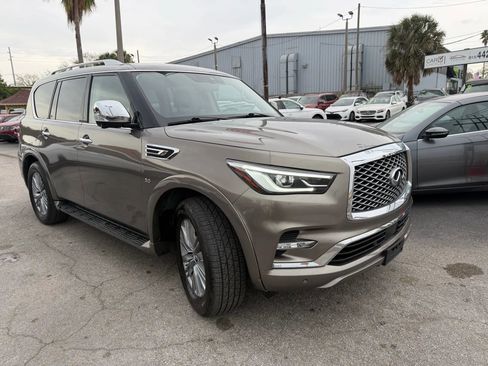 Used 2019 INFINITI QX80 Luxe w/ Proassist Package image 3
