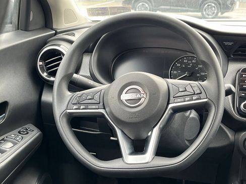 Used 2024 Nissan Kicks SV image 27