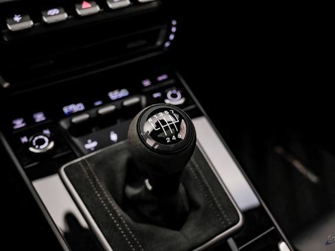 Used 2024 Porsche 911 Carrera GTS image 61