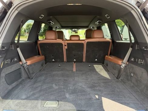 Used 2026 Mercedes-Benz GLS 580 4MATIC image 10