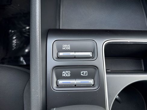 Used 2025 Hyundai Sonata SEL FWD image 23
